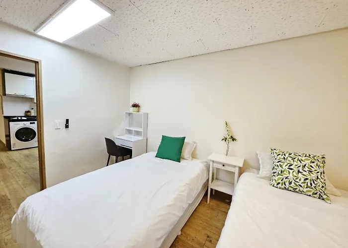 Apartment Station Rosehouse *