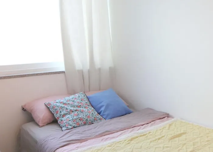 Station Rosehouse Apartment