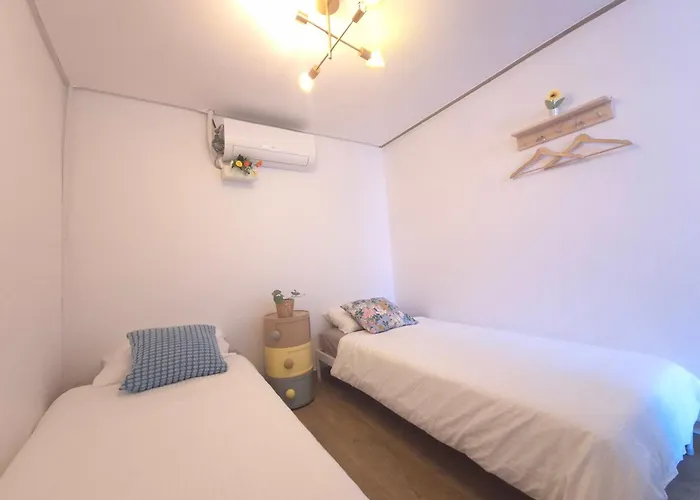 Apartment Station Rosehouse