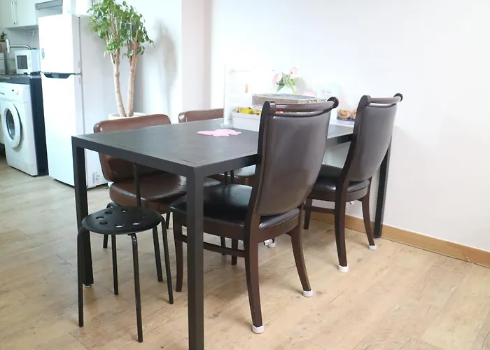 Station Rosehouse Apartment
