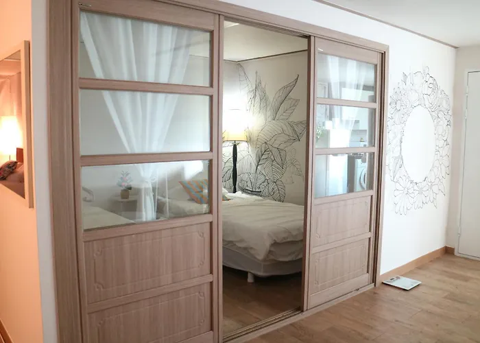 Station Rosehouse Apartment Seoul